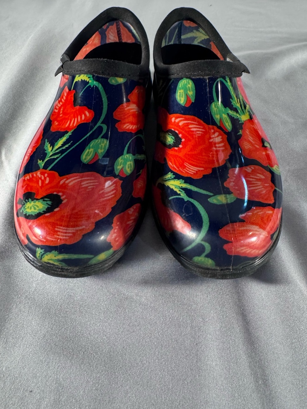 Sloggers Waterproof Garden Clogs Women’s 7 Navy Red Poppy Floral Rain Shoes